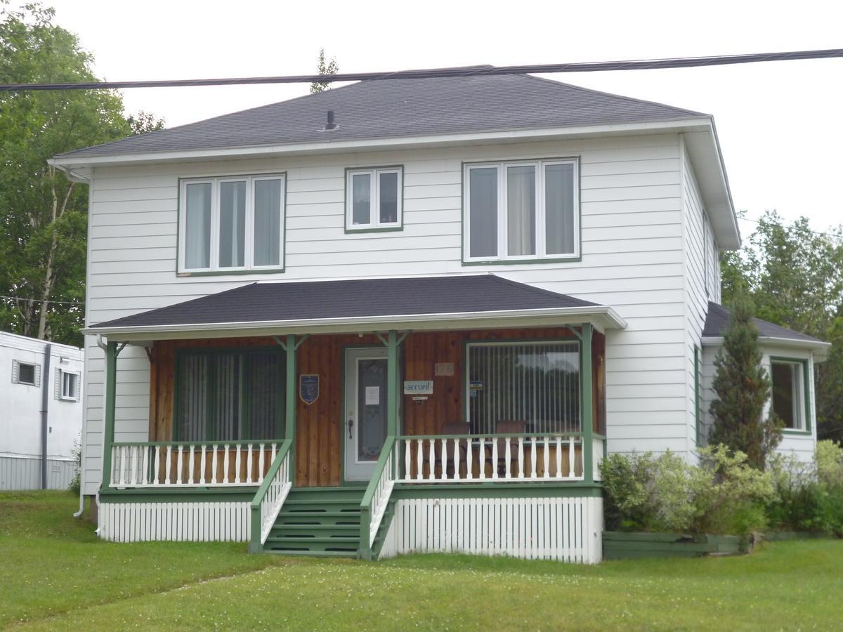 Hebergement Maison Fortier 타두삭 외부 사진